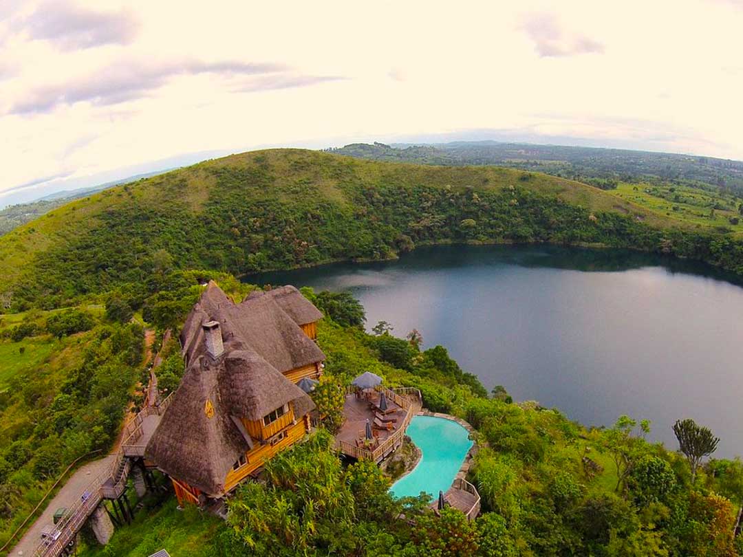 10-days-luxury-uganda-safari-gorillas-primates-big-five
